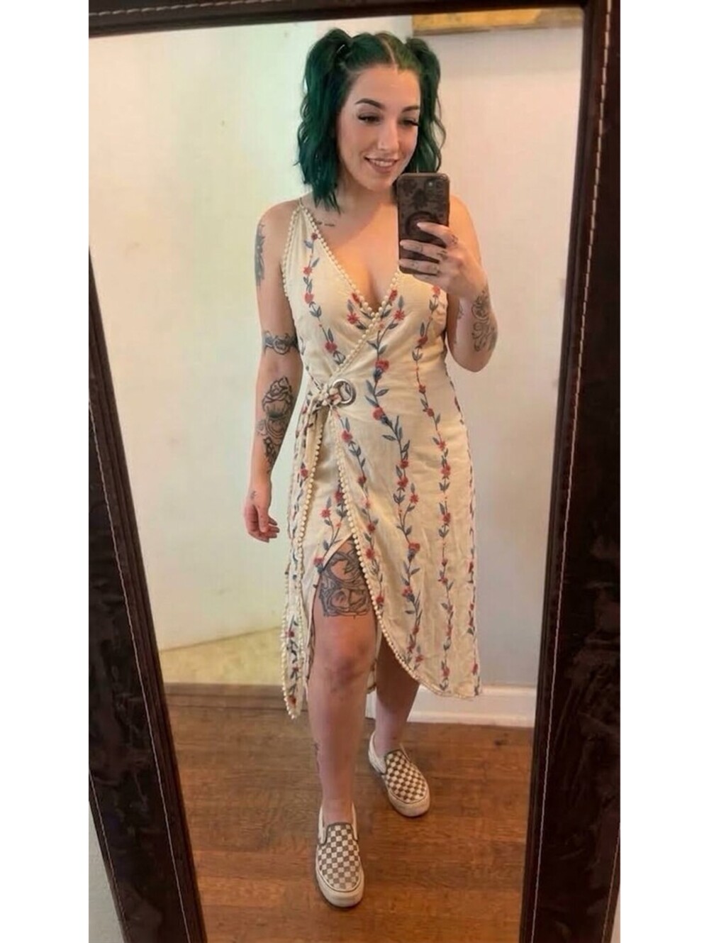 Saints + Secrets Embroidered Wrap Romper Skort Cream Floral Size 8
